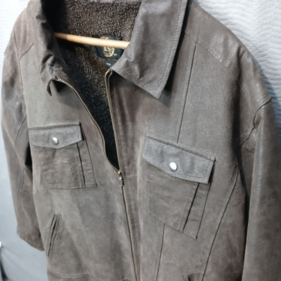 Bradford Exchange Land of the Free American Eagle Flag Leather Bomber Jacket Lar - Picture 9 of 9